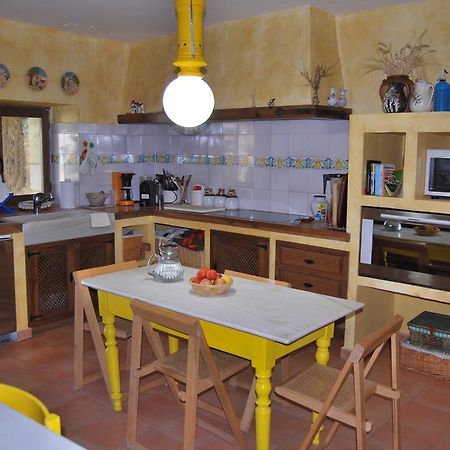 בית הארחה אטיאנסה 	La Casa De San Gil מראה חיצוני תמונה