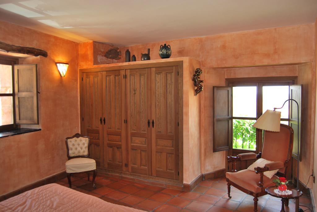 בית הארחה אטיאנסה 	La Casa De San Gil חדר תמונה