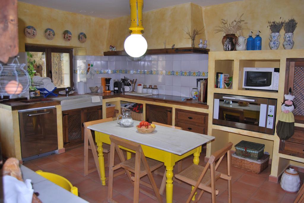 בית הארחה אטיאנסה 	La Casa De San Gil מראה חיצוני תמונה